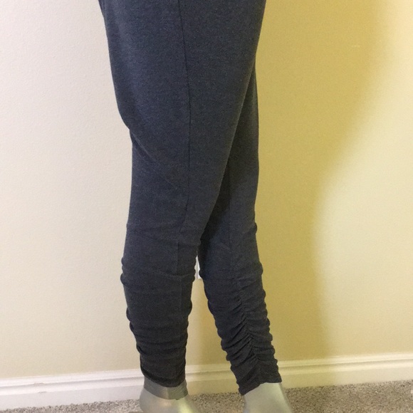 ATHLETA Cozy Knit Leggings With Ruched Detail - Picture 9 of 15